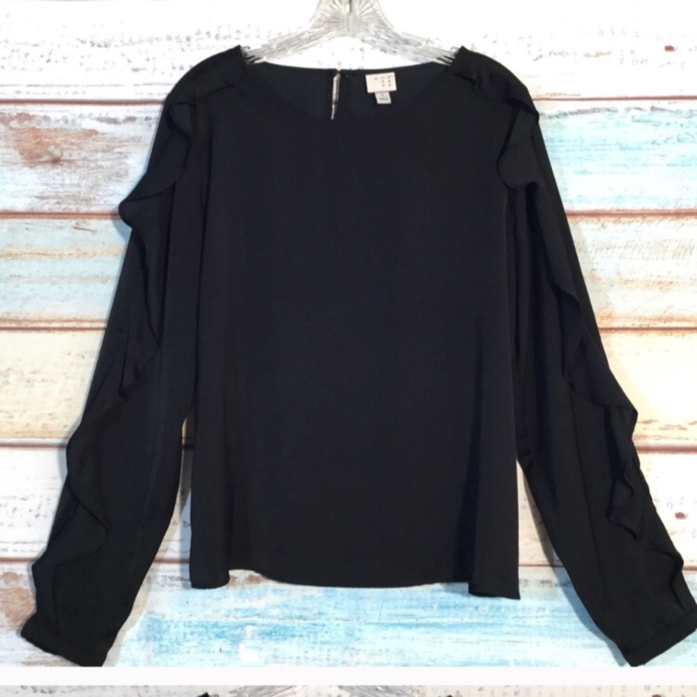 A NEW DAY Top LIKE NEW!